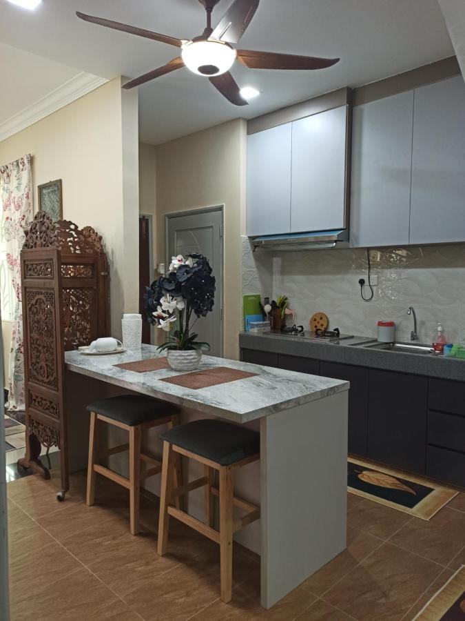 Darney'S Homestay Kg Bangau Tanjung テメルロー エクステリア 写真